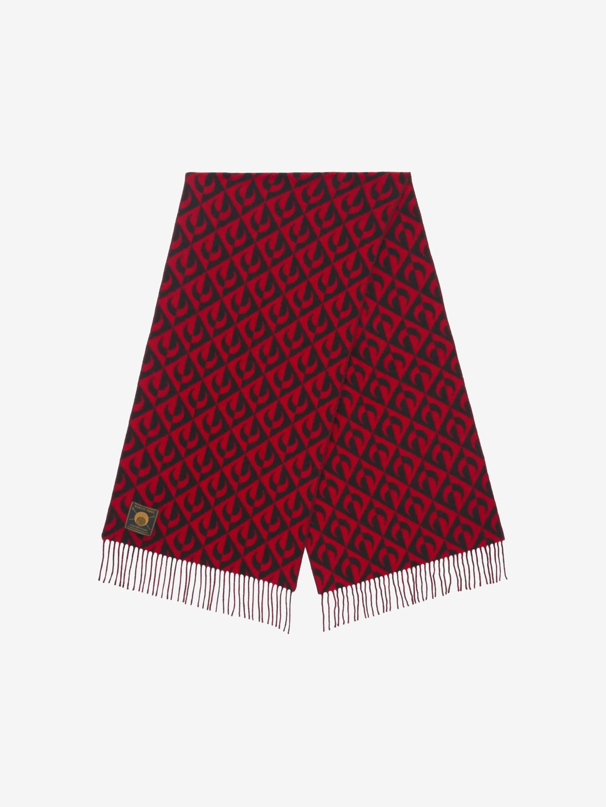 Red scarf, front view