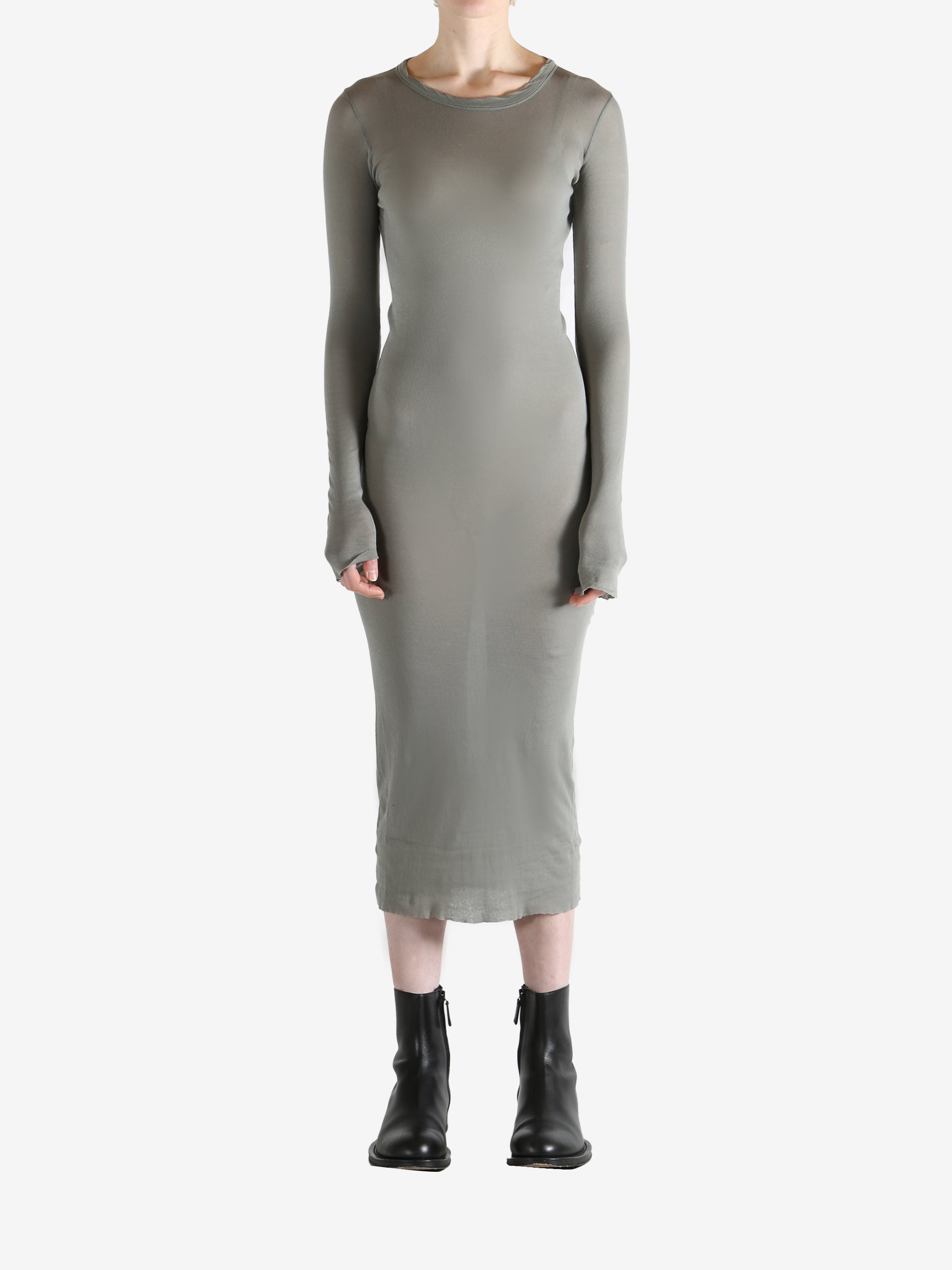 grey dress,full body view